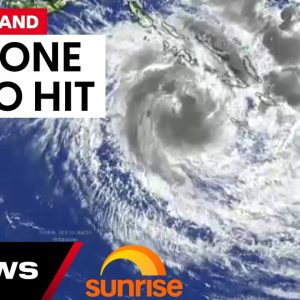 Queensland on high alert as Tropical Cyclone Jasper approaches