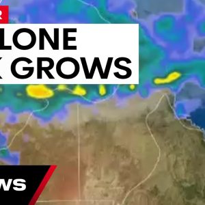 Cyclone risk threatens Queensland | 7 News Australia